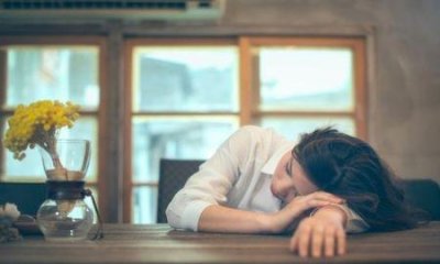 ​熬夜是不是容易长胖(为什么熬夜会变胖)