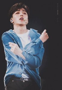 ​关于陈立农的6张帅照，每张都适合做壁纸，怎么能这么帅！