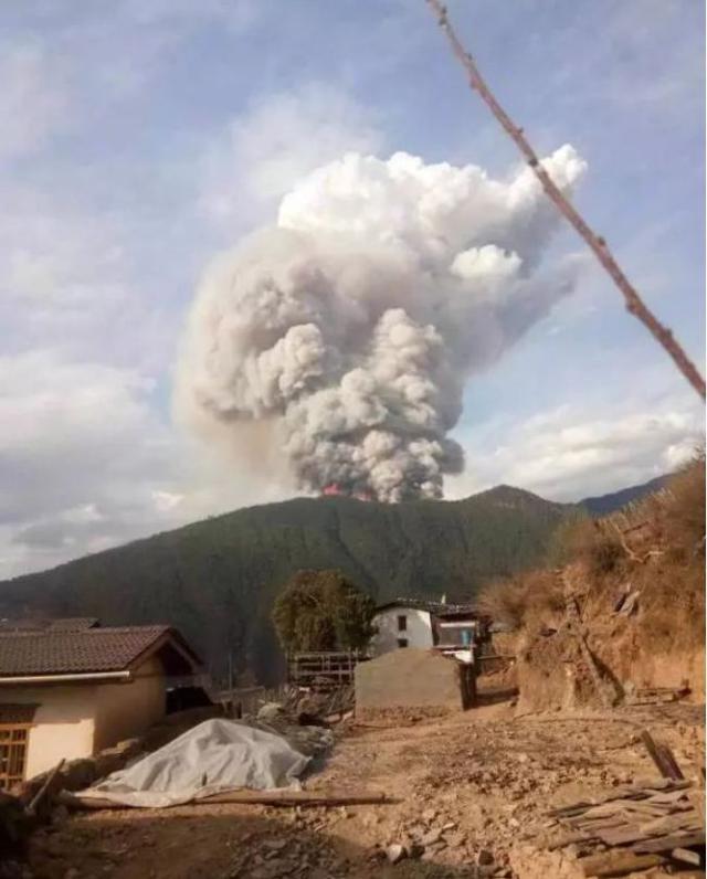 四川凉山森林火灾现场18人牺牲(四川凉山森林火灾)(3)