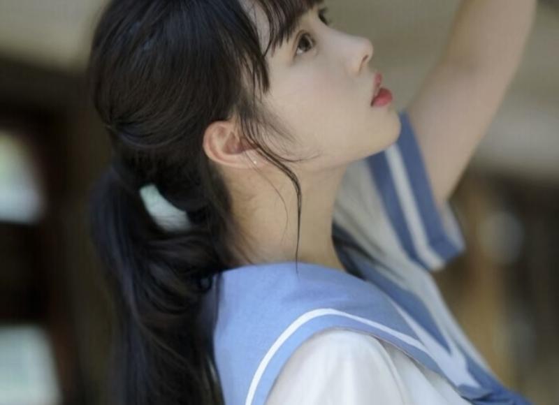 和女生微信聊天，女生微信只回表情是什么意思？