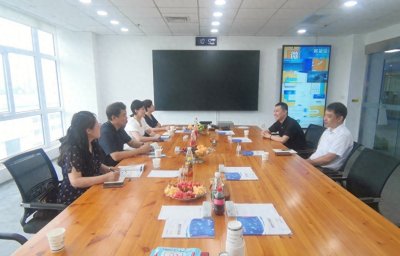 ​热烈欢迎辽宁现代服务职业技术学院领导莅临我司参观交流