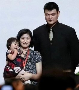 ​姚沁蕾：打破身高枷锁，即将成为未来篮球女神！