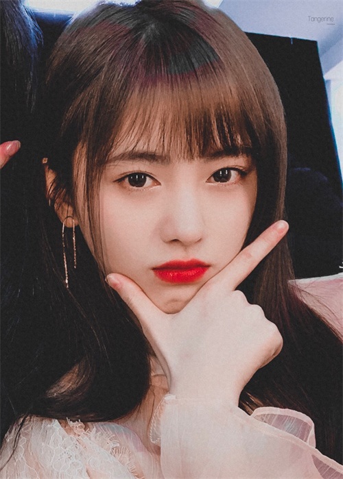 五千年美女鞠婧祎整容前后照片流出,网友看后,也太美了